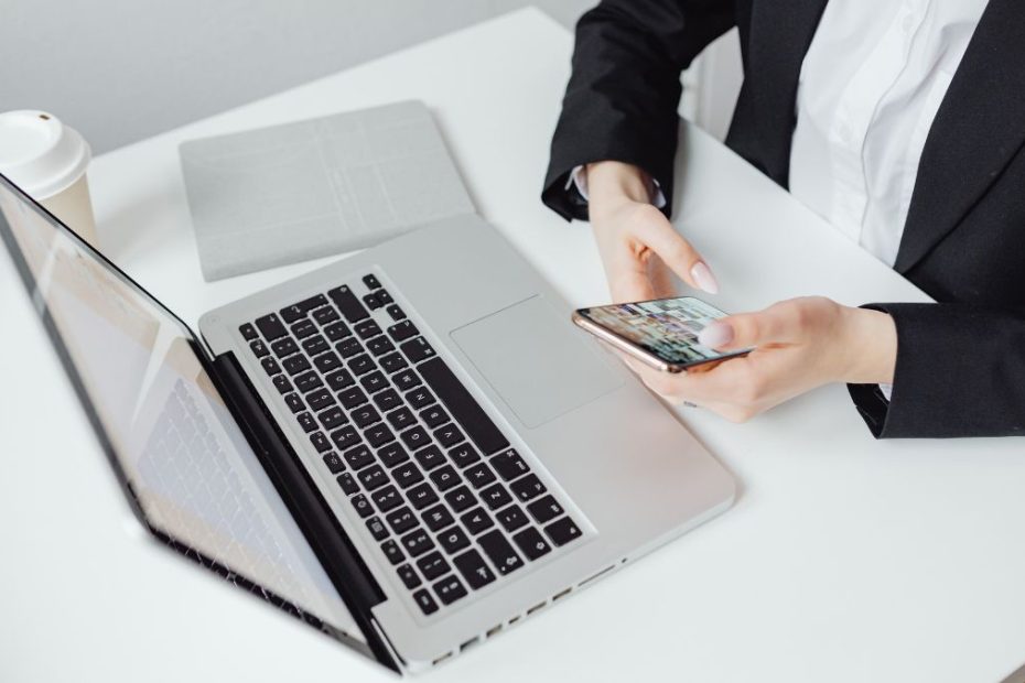 envoyer un message LinkedIn sans avoir Premium 