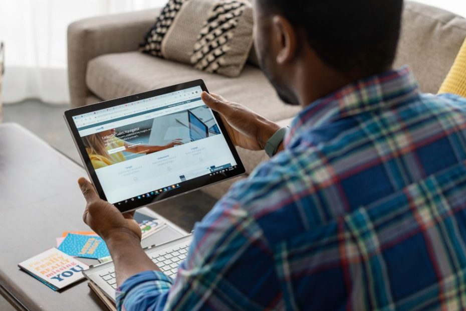 rendre privé profil linkedin