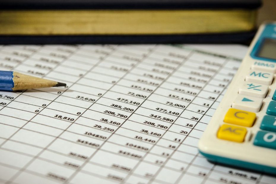 compléter un modèle de bilan comptable sur Excel